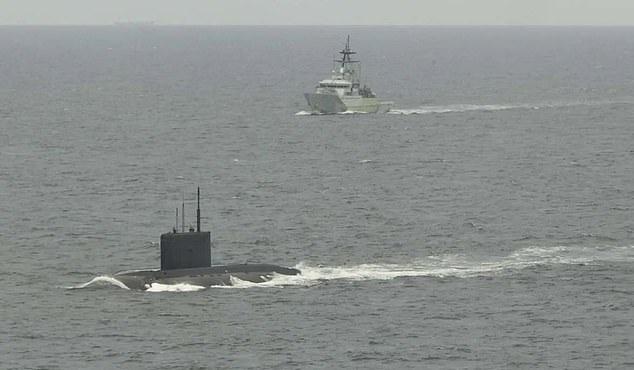 Исторические напёрстки:Владычица Морей села в лужу
