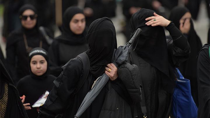 Ползучий захват России по рецепту из Британии: Они – в меню, больницах, школах, банках и в кабинетах