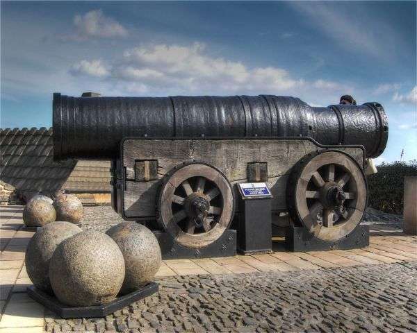 big_cannon.jpg