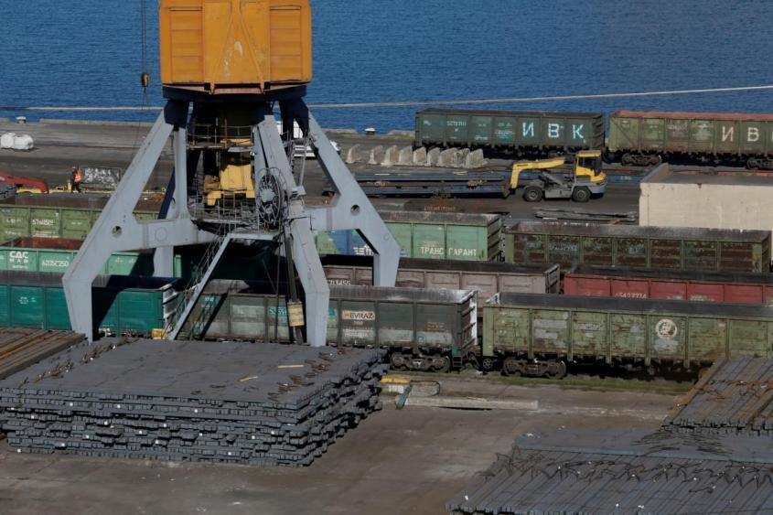 Почему Украина обвиняет Россию в полной остановки незалежной вагоностроительной отрасли?