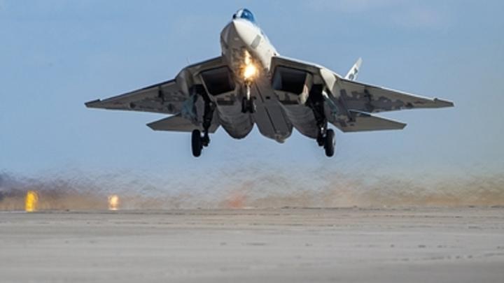 Последний намёк русских: трёхсекундное видео полёта Су-57 озадачило американцев