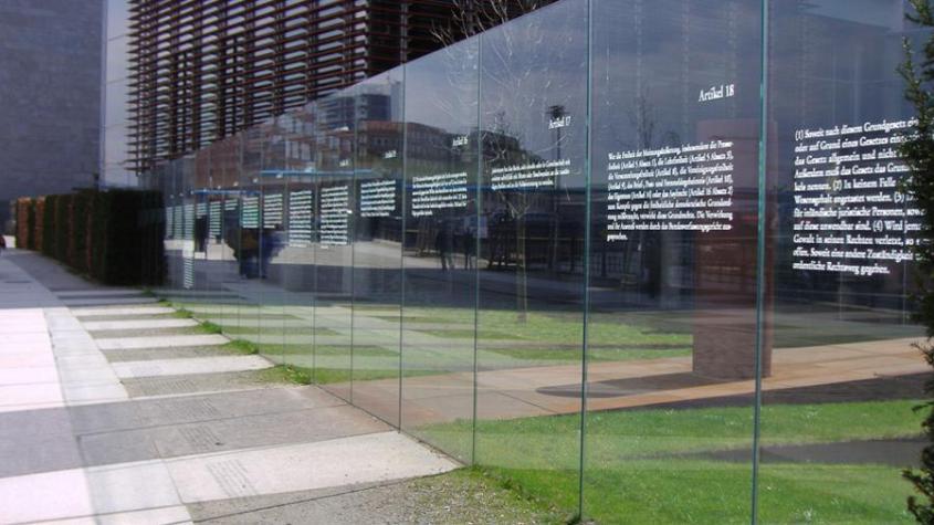 В Германии хотят вычеркнуть понятие расы из конституции