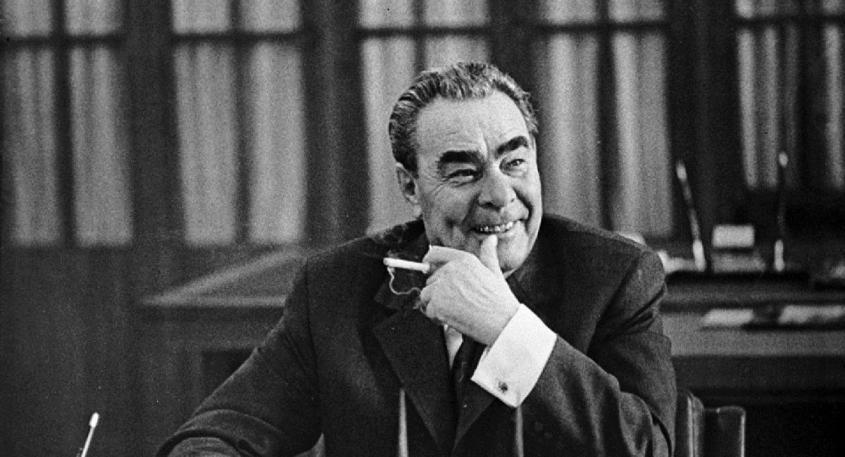 Как лживую победу престарелого Джо Байдена оправдывают те, кто смеялся над Брежневым