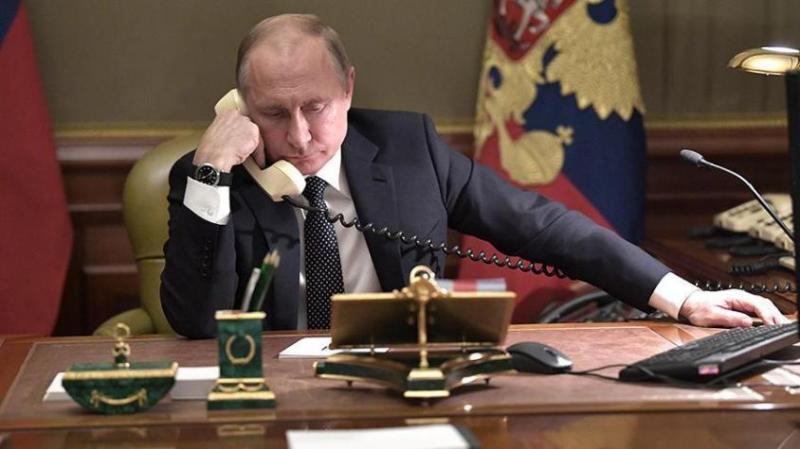 Путин и Макрон обсудили предстоящие в Москве переговоры Алиева и Пашиняна по Карабаху
