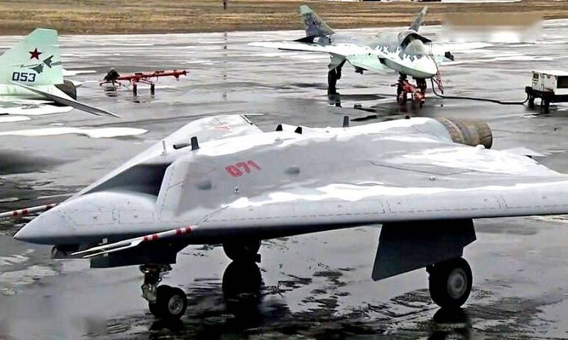 СМИ Индии: российский дуэт Су-57 и «Охотника» станет проблемой для новейших боевых самолётов США