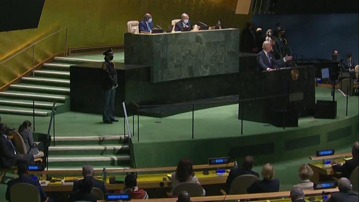 На Генассамблею ООН дедушка Байден опоздал и ошибался, Болсонару приехал без прививки