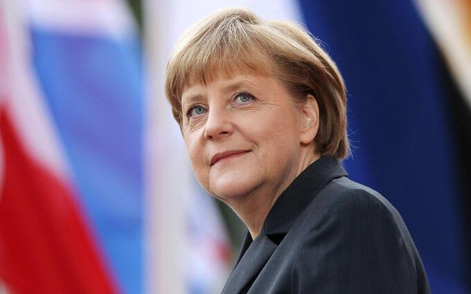 Прощальный поклон Меркель: канцлер срывает операцию англосаксов