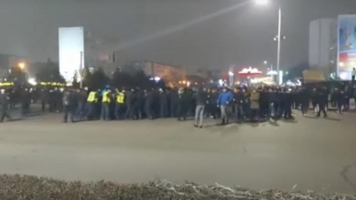 В Казахстане повышение цен на газ в два раза вызвало массовые протесты