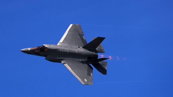       F-35,    