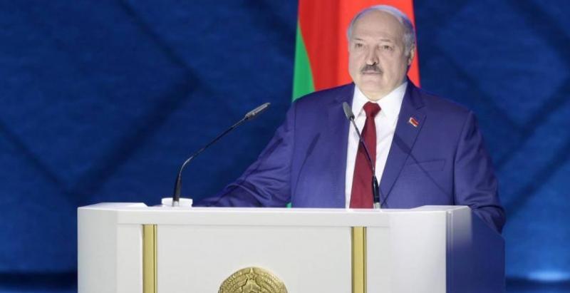 Лукашенко обратился к народу Белоруссии: «Хочешь мира – готовься к войне»