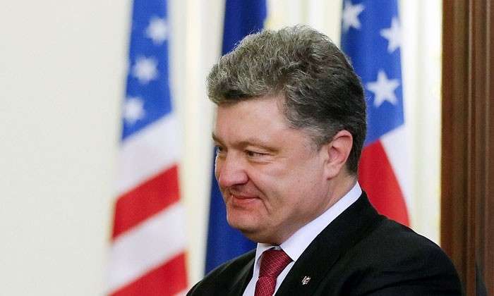 Последний козырь Порошенко. Киев готов на любые провокации, чтобы сделать США стороной переговоров в украинском конфликте Последний козырь Порошенко. Киев готов на любые провокации, чтобы сделать США стороной переговоров в украинском конфликте