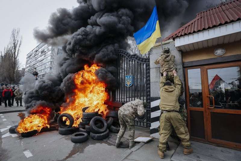 Итоги недели. «Жёлтые штаны! Два раза «ку»!» Итоги недели. «Жёлтые штаны! Два раза «ку»!»