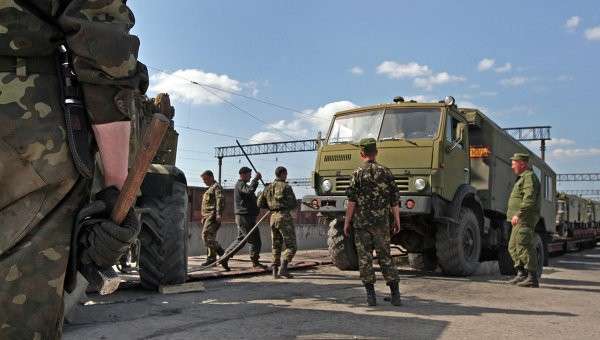 Украинские военные. Архивное фото Украинские военные. Архивное фото