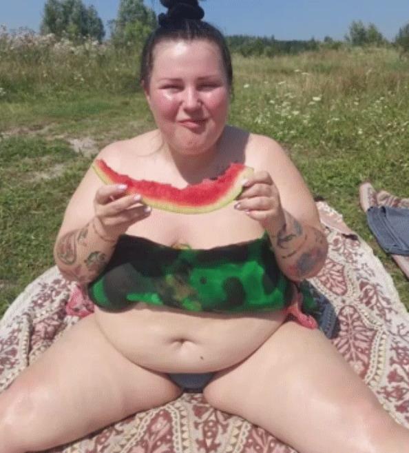 Alyona Alyona  100%     -2024