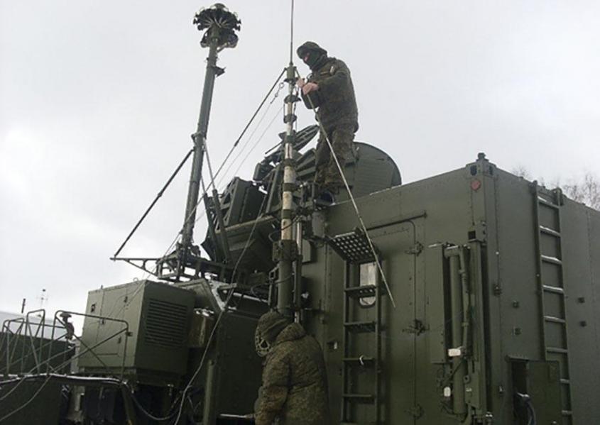 Российские военные совершенствуют применение комплексов РЭБ «Палантин»