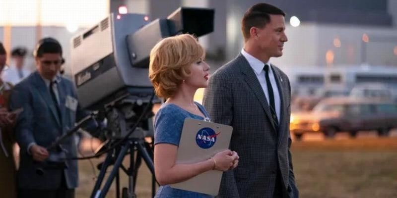 Над лунной афёрой США уже начали смеяться даже Sony и Apple