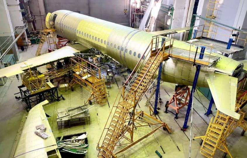 Как проходит импортозамещение российского лайнера SJ-100