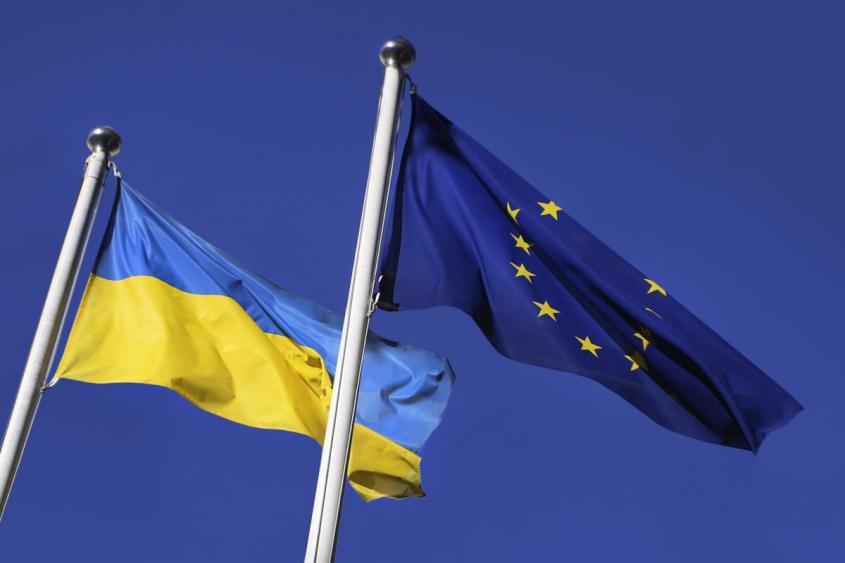 Киевская банда требует от Запада взять воюющую Украину на полное содержание