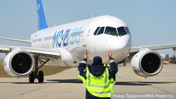   -21   ,    Boeing