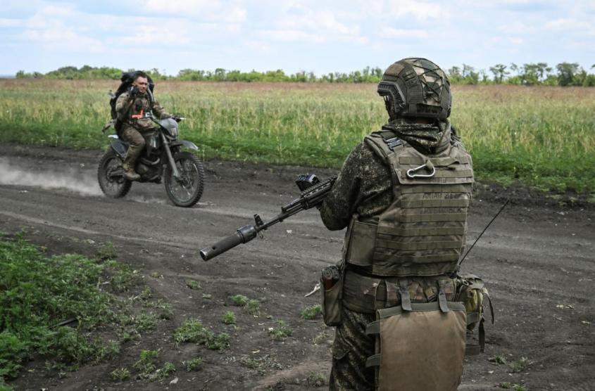 Стальная кавалерия на мотоциклах: как российские бойцы штурмуют позиции ВСУ