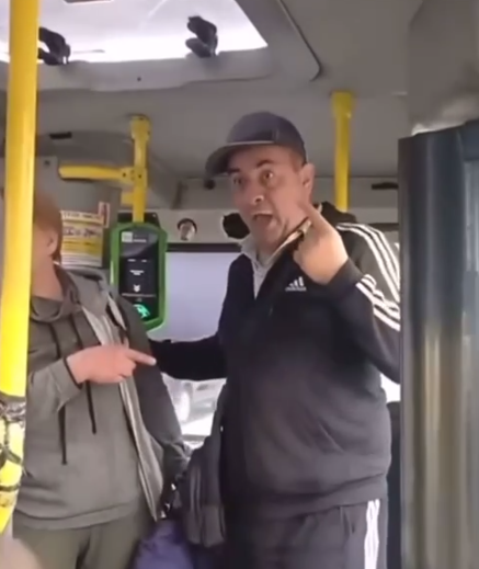 Мигранта, угрожавшего семье Бастрыкина, заставили пожалеть об этом. Больше не смеётся