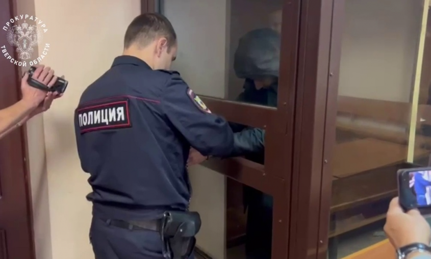 Сын члена азербайджанской ОПГ из Твери, отпущенный после наезда на пешеходов, получил статью 105