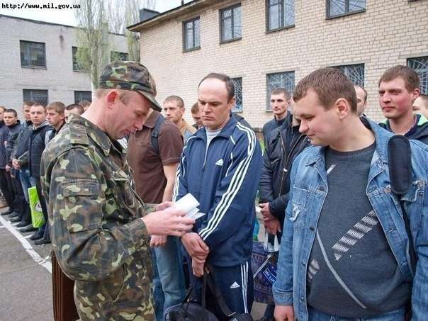 Резервисты в Днепропетровской области отказались подчиняться командирам Резервисты в Днепропетровской области отказались подчиняться командирам