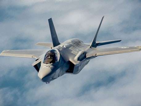 Один Су-27 способен уничтожить три F-35