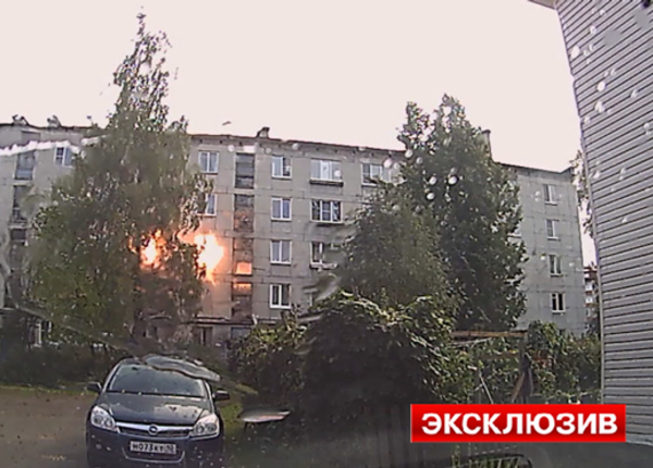 Взрыв в жилом доме Петрозаводска попал на камеру видеорегистратора
