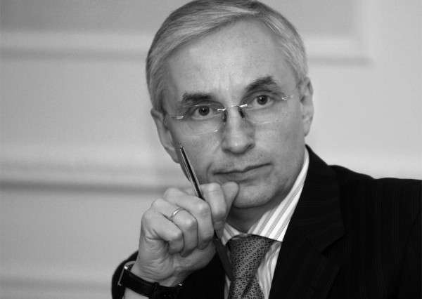 Против России выступают серьёзные люди. Кто они?