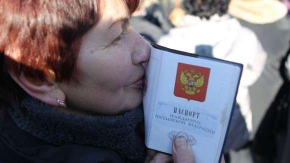 В Думу внесен закон о предоставлении гражданства русским с Украины В Думу внесен закон о предоставлении гражданства русским с Украины