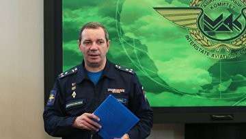 Председатель Комиссии по расследованию авиационного происшествия Николай Примак после брифинга в связи с началом процедуры считывания и дешифрации информации бортовых средств объективного контроля самолета Су-24М, сбитого 24 ноября 2015 года в небе Сирии истребителем ВВС Турции Председатель Комиссии по расследованию авиационного происшествия Николай Примак после брифинга в связи с началом процедуры считывания и дешифрации информации бортовых средств объективного контроля самолета Су-24М, сбитого 24 ноября 2015 года в небе Сирии истребителем ВВС Турции