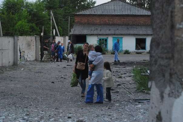 Войска украинской Хунты продолжают убивать народ на Юго-Востоке