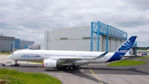 Airbus решила сотрудничать с Россией вопреки санкциям Запада Airbus решила сотрудничать с Россией вопреки санкциям Запада