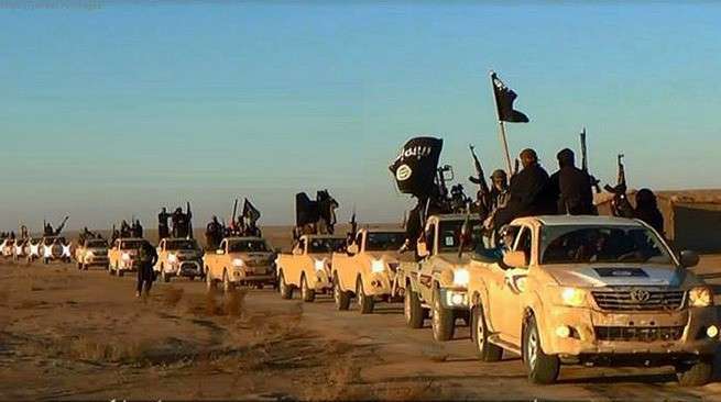 ИГИЛ (ISIS) отступает в Сирийскую пустыню, чтобы создать Суннистан