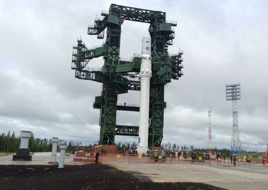 Ракета космического назначения «Ангара-1.2ПП» установлена на стартовом комплексе космодрома Плесецк Ракета космического назначения «Ангара-1.2ПП» установлена на стартовом комплексе космодрома Плесецк