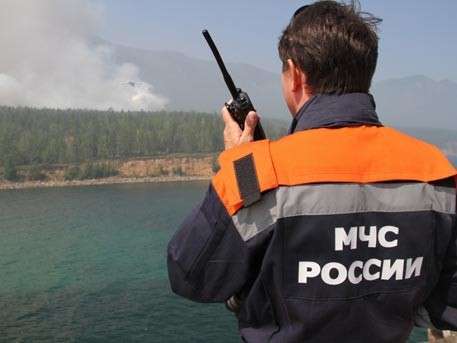 Часть группы спасателей прибыла в район поисков Ил-76