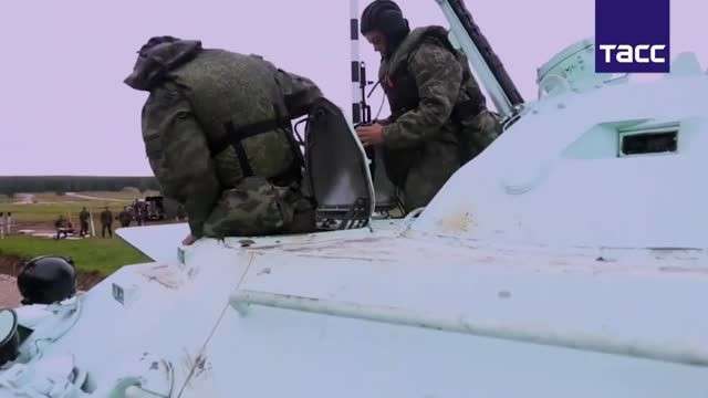 Как армейские КамАЗы преодолевали бездорожье на АрМИ-2016