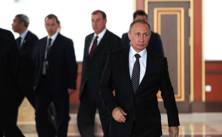 Перед отлётом из Бишкека Владимир Путин ответил на вопросы журналистов.