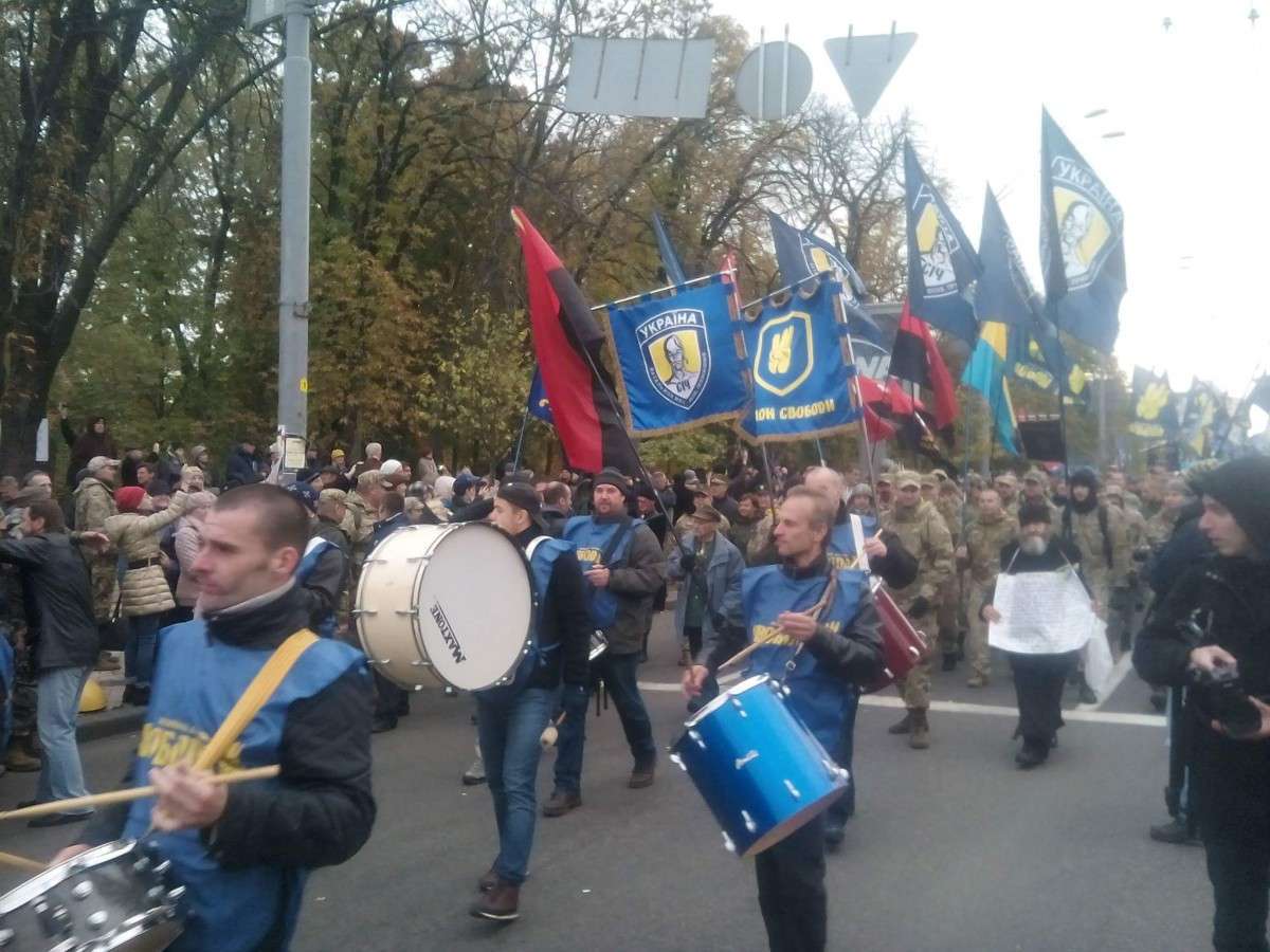 Марш нацистов в Киеве, в котором якобы нет фашизма