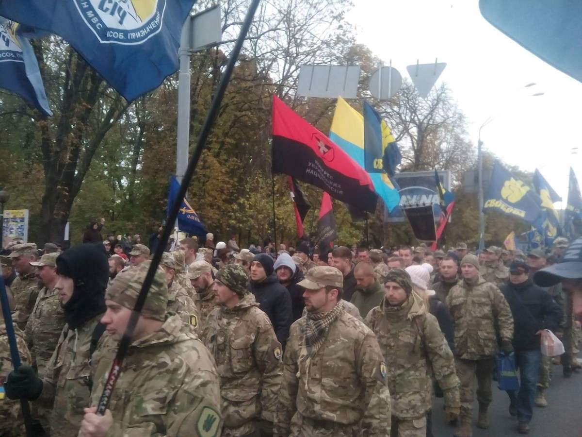Марш нацистов в Киеве, в котором якобы нет фашизма