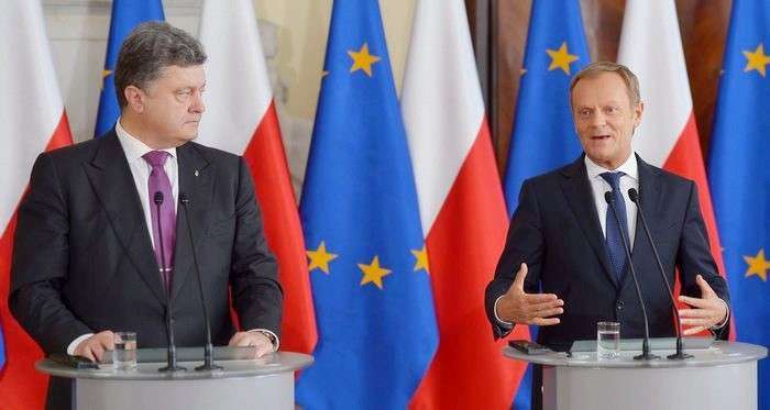 Порошенко сдался Польше. Киев пытается попасть в НАТО как протеже Варшавы Порошенко сдался Польше. Киев пытается попасть в НАТО как протеже Варшавы