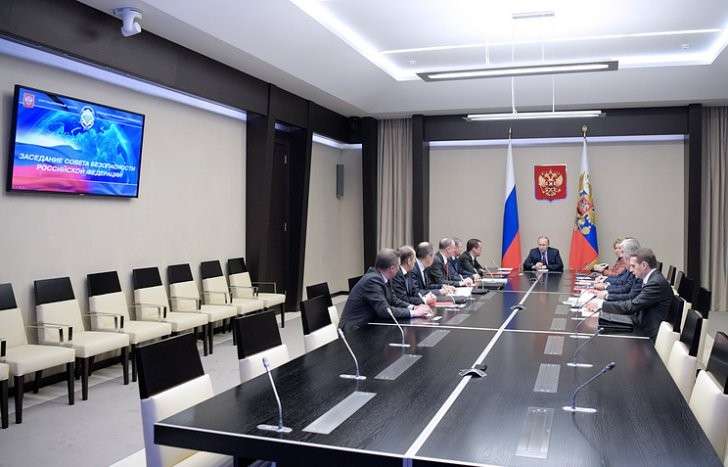 Президент РФ Владимир Путин во время заседания Совета безопасности РФ