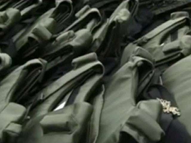 Канада начала передавать Украине военное снаряжение