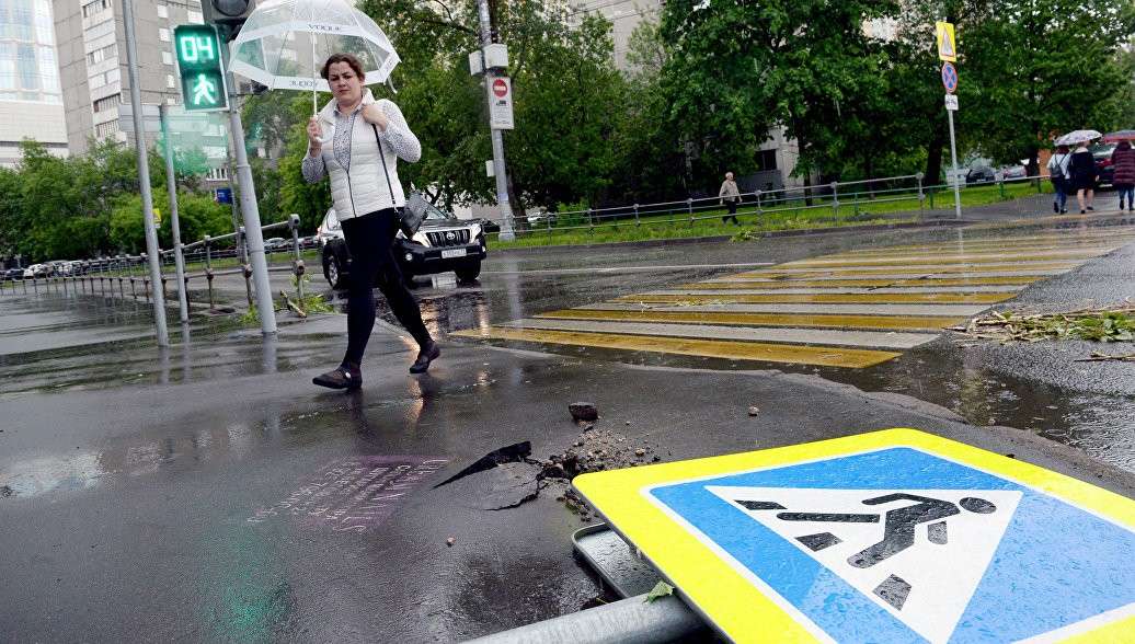 В Москве и Подмосковье число погибших в результате урагана достигло 16 человек