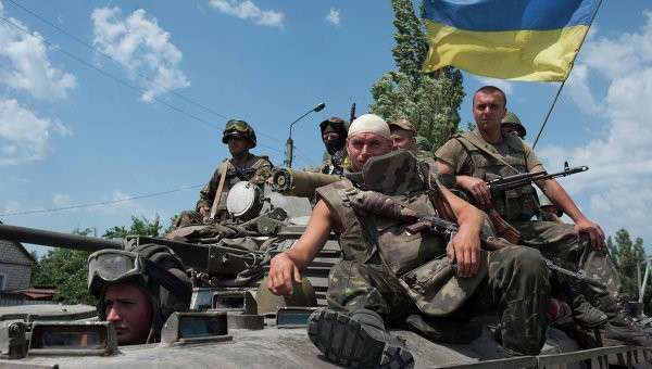 Украинские военные, архивное фото Украинские военные, архивное фото