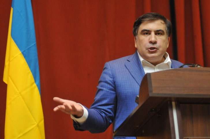 Бомж Саакашвили пригрозил Вальцману вернуться на Украину на легальных основаниях
