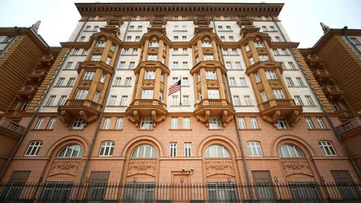 Почему посольство США заблокировало выдачу виз гражданам России