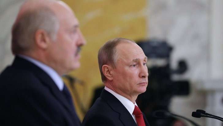 Россия выделит Белоруссии кредит на 700 миллионов долларов на десять лет