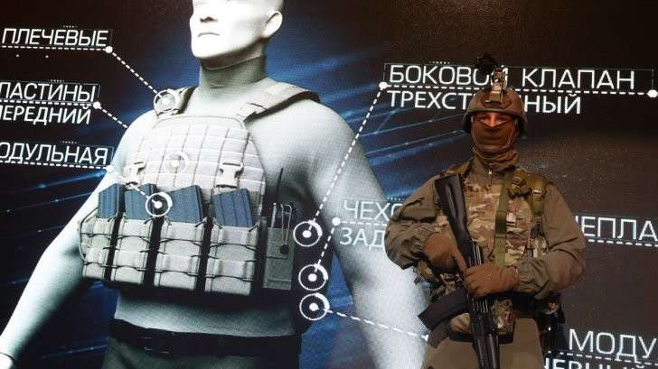 Солдат русской армии будущего: невидим но всё видит, стреляет не целясь но попадает